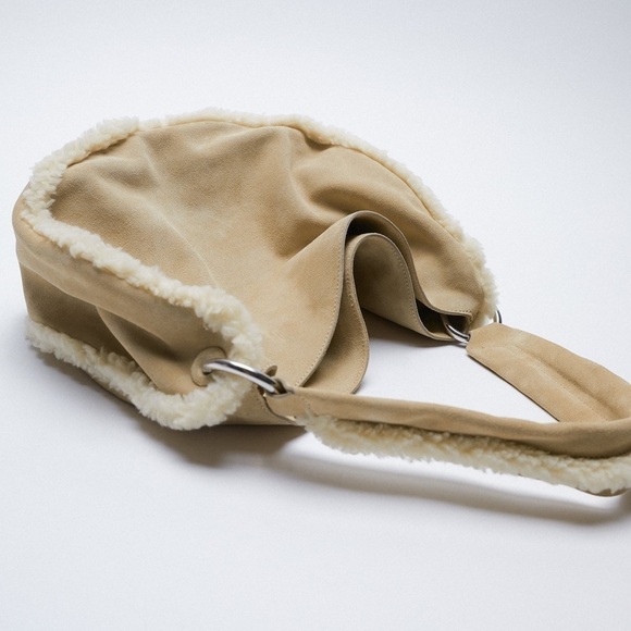 NWT. Zara Cream/Beige Faux Shearling Split suede Shoulder Bag. main image 4